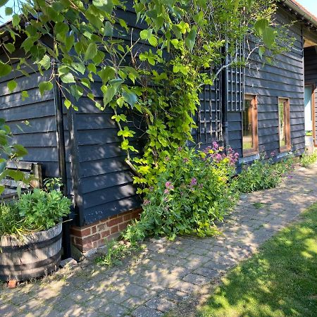 The Hop Barn Staplehurst Exterior foto